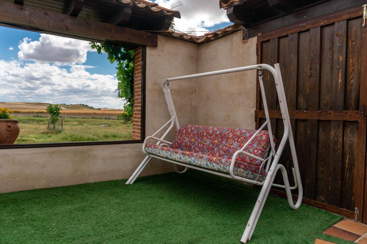 La Casa Del Buho Villa Santa Maria la Real de Nieva Eksteriør bilde